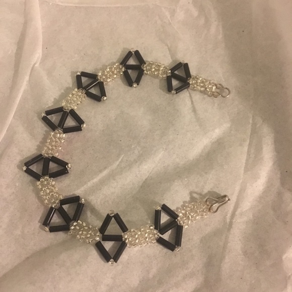 Beaded bracelet with hook and eye - Picture 1 of 2